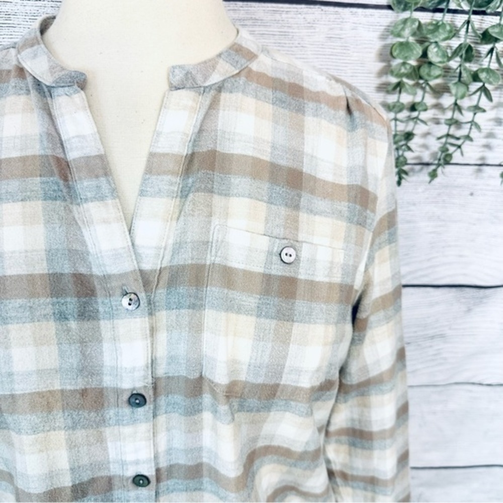 LL BEAN Women's Plaid Flannel Shirt Size Small Soft Cotton Collarless 290384 - Picture 2 of 6